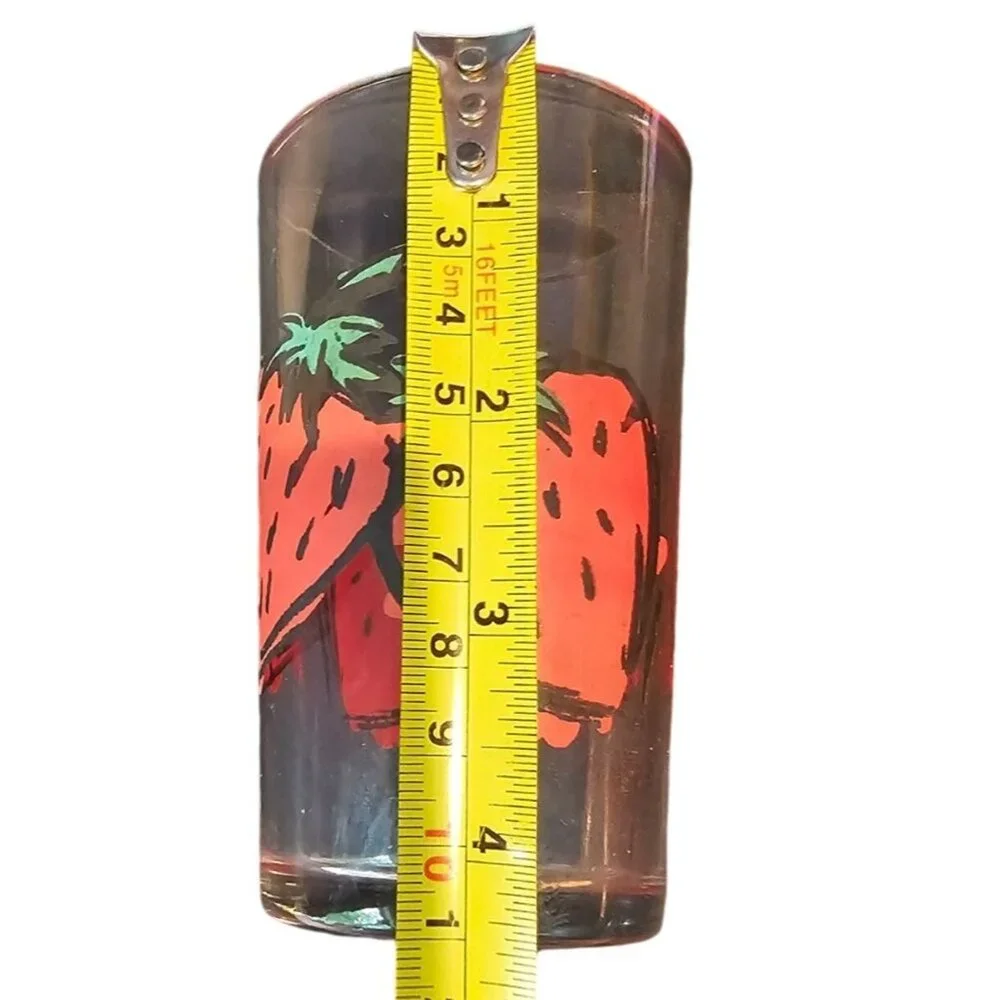 Strawberry Print Clear Drinking Glasses Set of 2 Vtg Unmarked Red Green Cartoon